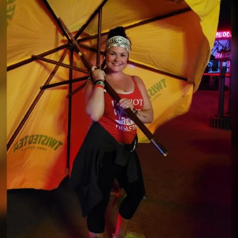 Meet your Posher, Becca